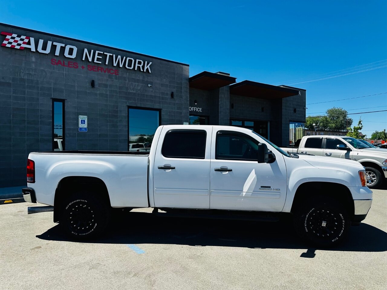 gmc sierra 2500hd 2012 1GT120C89CF235840 image gmc sierra 2500hd 2012 1GT120C89CF235840 image